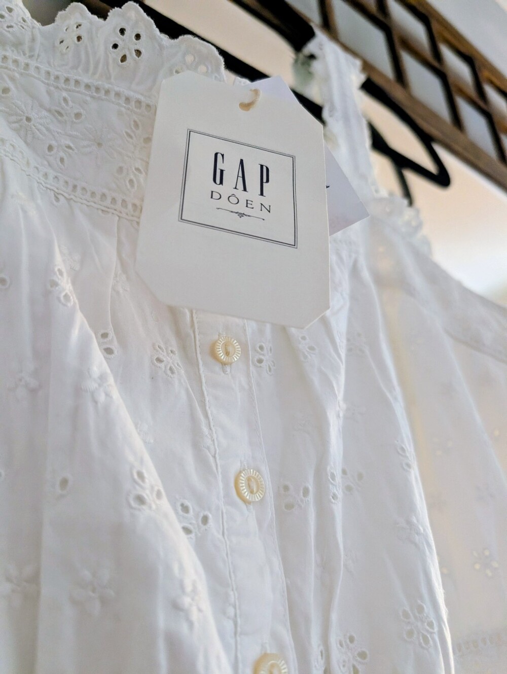 Gap x DÔEN Eyelet Midi Dress - Picture 3 of 7